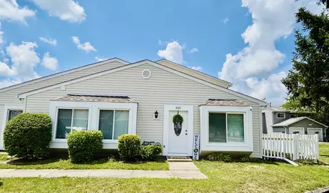2321 Windsor Ln, Country Club Hills, IL 60478