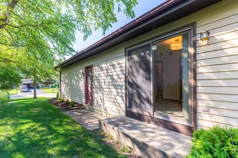 833 Francine Dr, Bartlett, IL 60103 photo 35