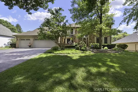 1911 Morgan Cir, Naperville, IL 60565