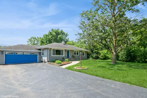 223 55th St, Downers Grove, IL 60515