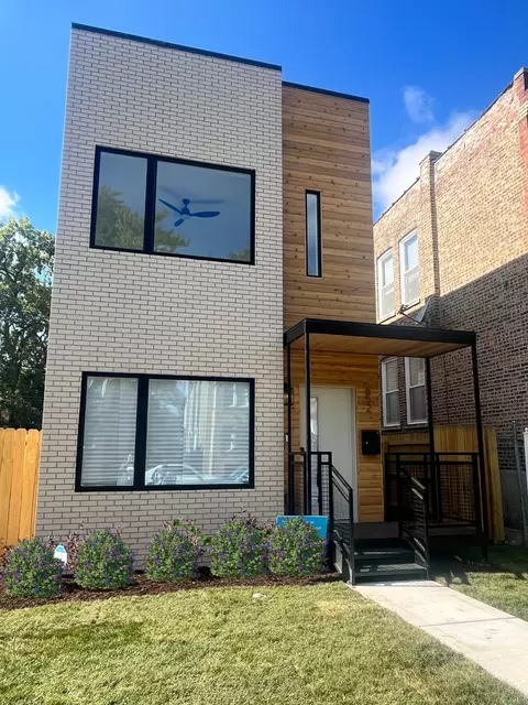 652 N Homan Ave, Chicago, IL 60651