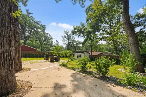 1007 Rolling Dr, Lisle, IL 60532 photo 8