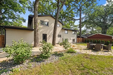 1007 Rolling Dr, Lisle, IL 60532 photo 9