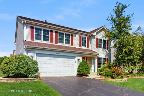 1291 White Chapel Ln, Algonquin, IL 60102 photo 3