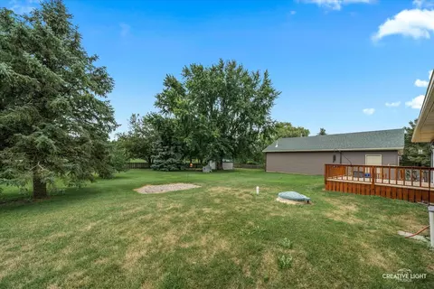 14 Earl St, Plano, IL 60545 photo 18