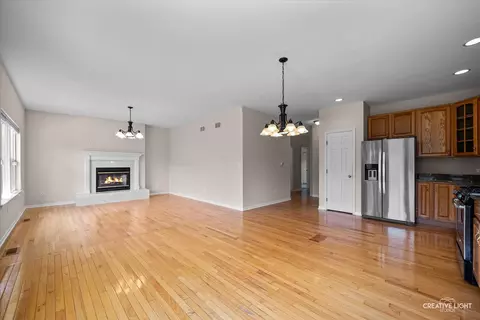 Living - 25301 Sunderlin Rd, Plainfield, IL 60585 photo 4 of 5
