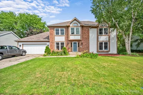 5169 Solitude Dr, Rockford, IL 61114