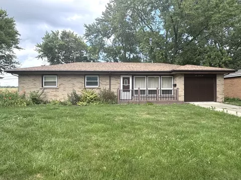 191 Pfitzer Dr, Bradley, IL 60915