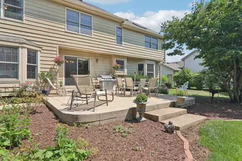 Exterior - 3581 Persimmon Dr, Algonquin, IL 60102 photo 8 of 8