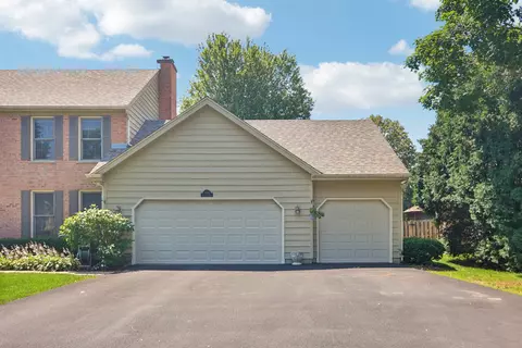 Exterior - 3581 Persimmon Dr, Algonquin, IL 60102 photo 4 of 8
