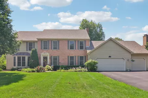 3581 Persimmon Dr, Algonquin, IL 60102
