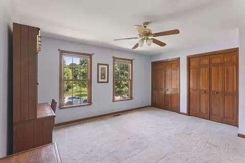 Bedroom - 3581 Persimmon Dr, Algonquin, IL 60102 photo 9 of 10