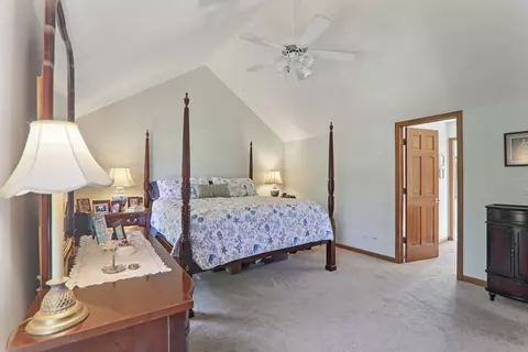 Bedroom - 3581 Persimmon Dr, Algonquin, IL 60102 photo 2 of 10