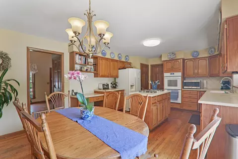 Kitchen - 3581 Persimmon Dr, Algonquin, IL 60102 photo 1 of 5