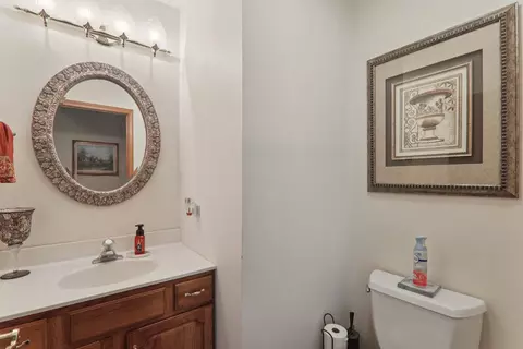 Bath - 3581 Persimmon Dr, Algonquin, IL 60102 photo 1 of 5