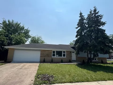 535 Florian Dr, Des Plaines, IL 60016