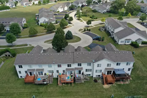 View/Area - 538 Prairie View Dr, Minooka, IL 60447 photo 2 of 5