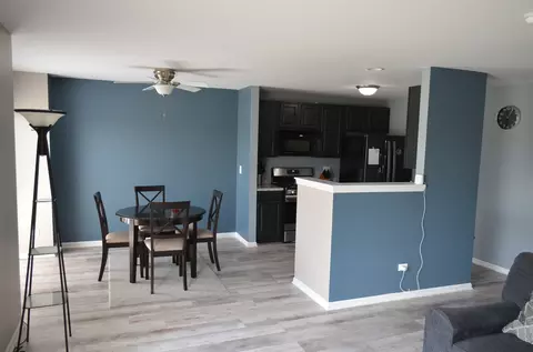 Dining - 538 Prairie View Dr, Minooka, IL 60447 photo 1 of 2