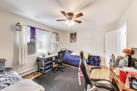 Bedroom - 1555 Monroe Ave #2, River Forest, IL 60305 photo 2 of 4