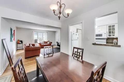 Dining - 1555 Monroe Ave #2, River Forest, IL 60305 photo 3 of 3