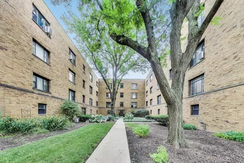 Exterior - 1555 Monroe Ave #2, River Forest, IL 60305 photo 3 of 3