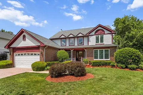 190 Southgate Dr, Vernon Hills, IL 60061