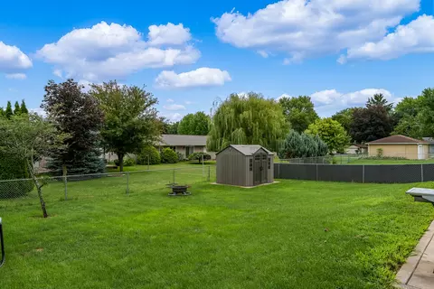 1136 Jackson St, Pecatonica, IL 61063 photo 6