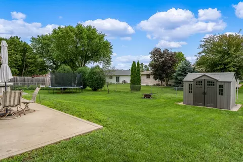 1136 Jackson St, Pecatonica, IL 61063 photo 5