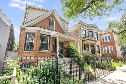 2511 N Sacramento Ave, Chicago, IL 60647