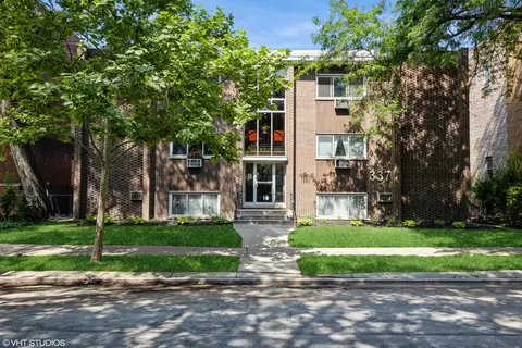337 S Maple Ave #11, Oak Park, IL 60302