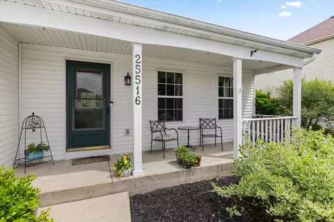 25516 W Gateway Cir, Plainfield, IL 60585 photo 2