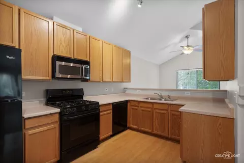 Kitchen - 2321 Twilight Dr, Aurora, IL 60503 photo 1 of 1