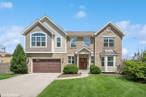 161 N Schubert St, Palatine, IL 60067