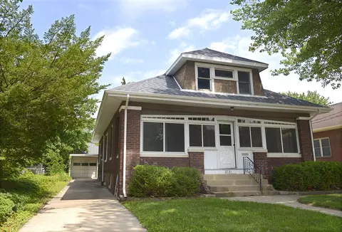 Exterior - 2721 6th St, Peru, IL 61354 photo 4 of 4
