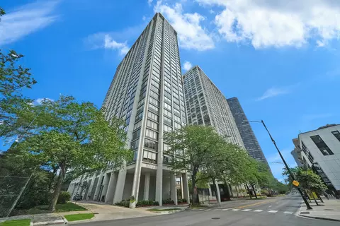 5455 N Sheridan Rd #1008, Chicago, IL 60640