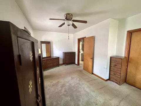 2027 10th St, Peru, IL 61354 photo 7