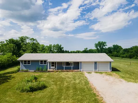 Exterior - 5724 W Pauling Rd, Monee, IL 60449 photo 3 of 3