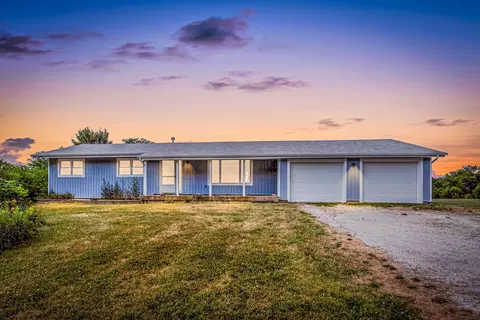 Exterior - 5724 W Pauling Rd, Monee, IL 60449 photo 2 of 3