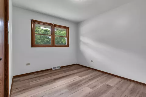 Bedroom - 5724 W Pauling Rd, Monee, IL 60449 photo 2 of 3