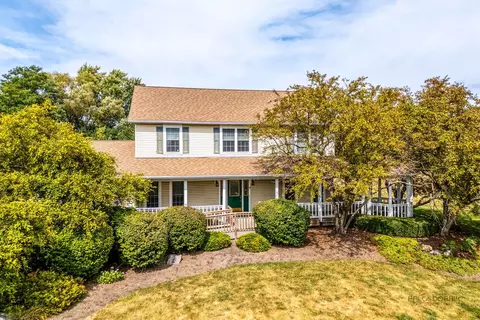 908 Amber Ln, Lake Villa, IL 60046