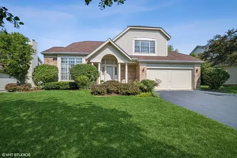 1139 Oxford Ln, Lake Zurich, IL 60047
