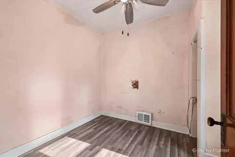 Bedroom - 633 Slade Ave, Elgin, IL 60120 photo 4 of 6