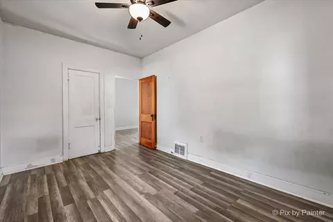 Bedroom - 633 Slade Ave, Elgin, IL 60120 photo 5 of 6