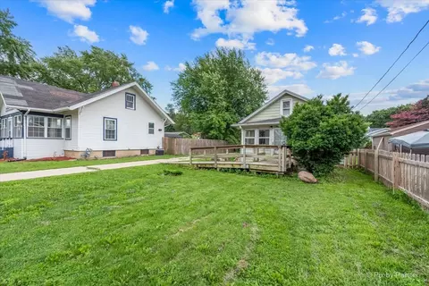 Exterior - 633 Slade Ave, Elgin, IL 60120 photo 6 of 6