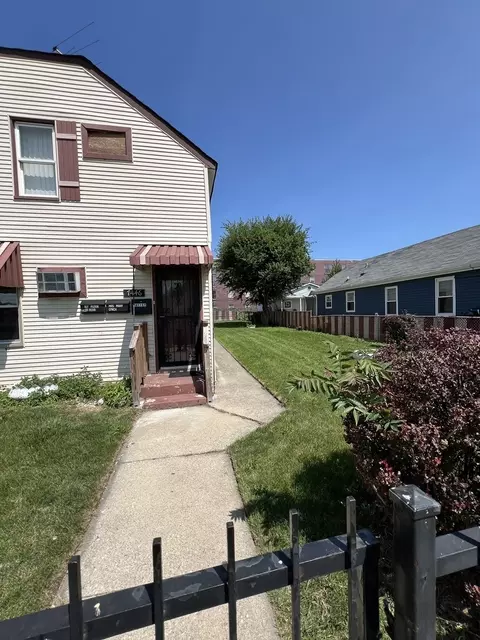 Exterior - 7446 W 64th St, Summit, IL 60501 photo 2 of 3