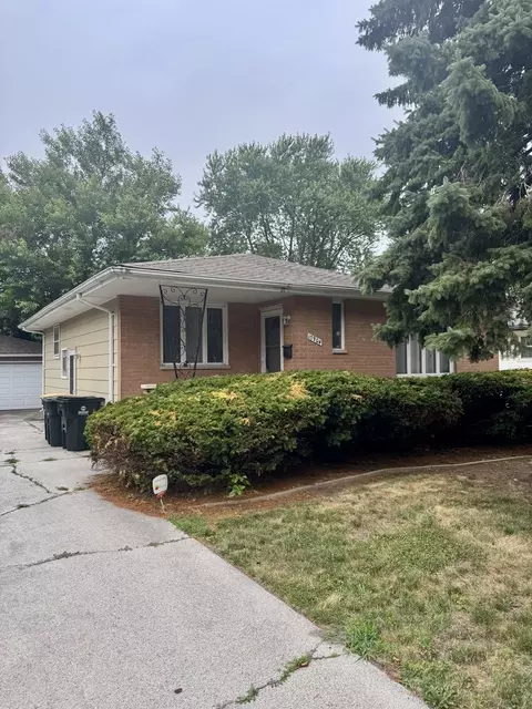17904 Rose St, Lansing, IL 60438