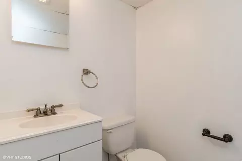 Bath - 328 Walnut Cir, Bolingbrook, IL 60440 photo 2 of 2