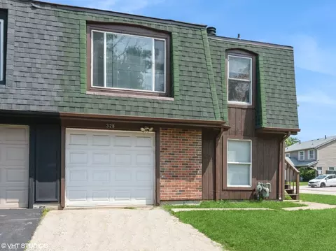 328 Walnut Cir, Bolingbrook, IL 60440
