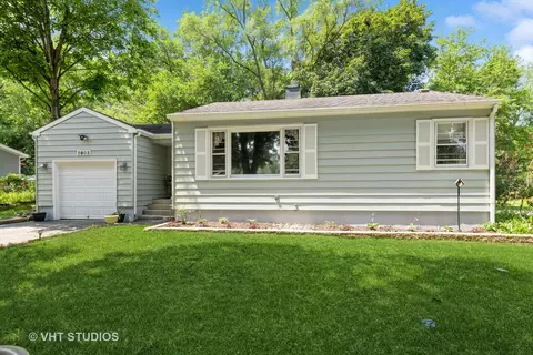 5803 Meadow Hill Ln, Mchenry, IL 60051