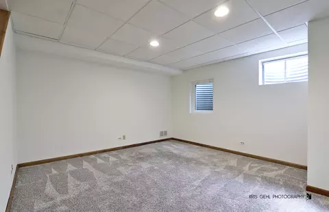 335 Pinecrest Ct, Aurora, IL 60502 photo 34
